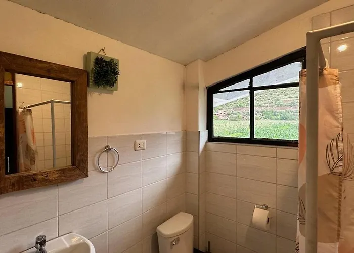 Bright Riverside 3 Bedroom Garden 5 Min To Pisac * Taray