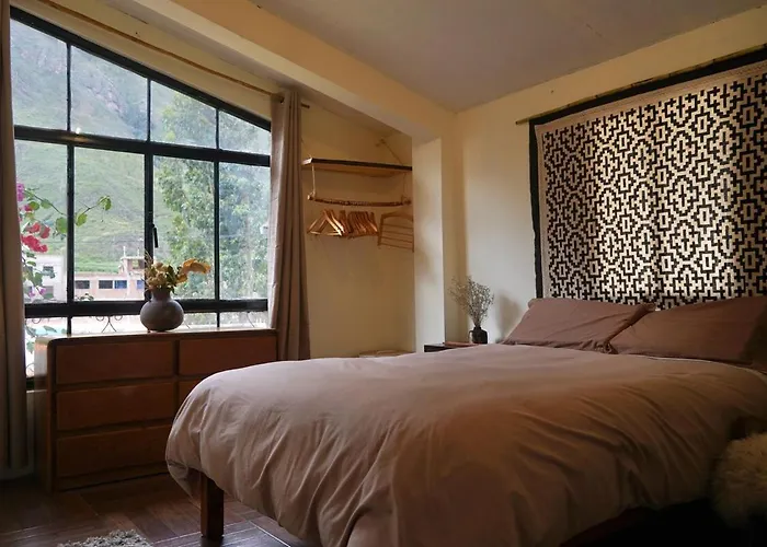 Bright Riverside 3 Bedroom Garden 5 Min To Pisac Chalet *